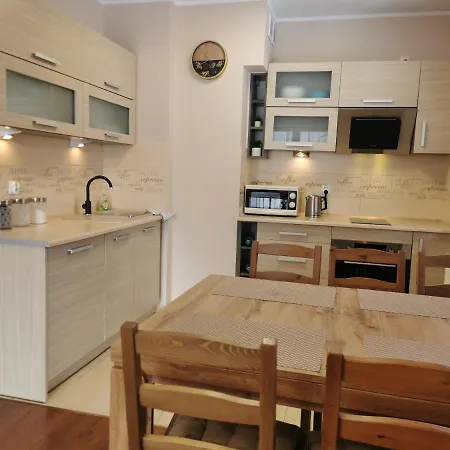 Markowe Zloty Park * שצ'קלארסקה פוראובה