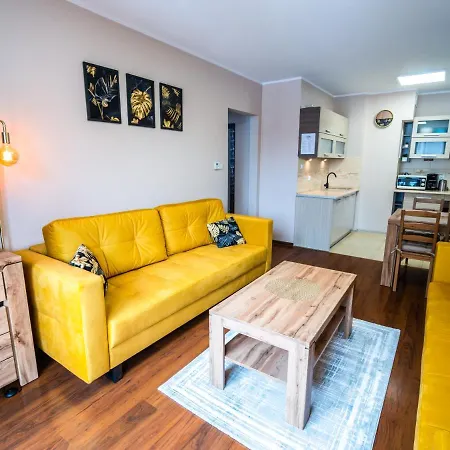 Markowe Zloty Park שצ'קלארסקה פוראובה