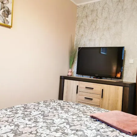 Markowe Zloty Park שצ'קלארסקה פוראובה